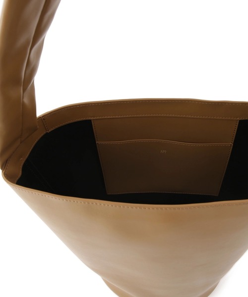 ADAM ET ROPE'（アダムエロペ）の「【PFT】Fuka bucket Medium（ショルダーバッグ・レディース・ブラック/ブラウン系その他3・FREE）」の20枚目の写真