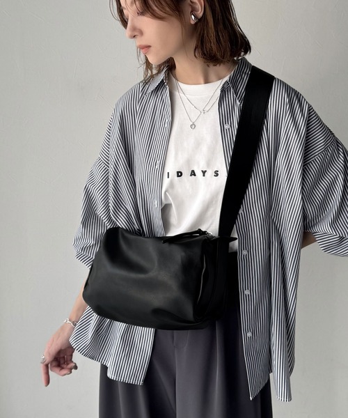 classicalelf(クラシカルエルフ)の「品見え!コーデに合わせて表情が変わる。マルチウェイソフトフェイクレザーショルダーバッグ(ショルダーバッグ・レディース・ベージュ系/ブラック/ブラウン・ONE SIZE)」の5枚目の写真