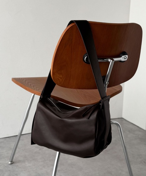 セール】上品見え！コーデに合わせて表情が変わる。マルチウェイソフト