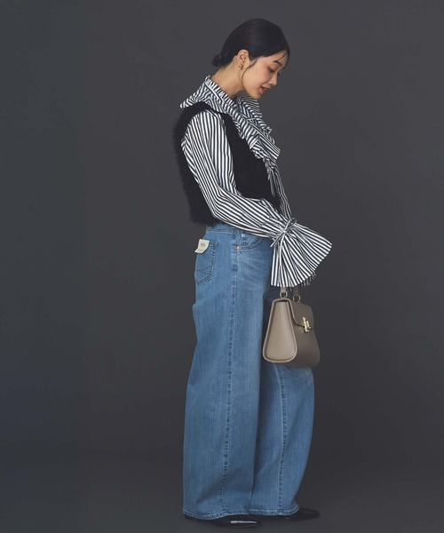 Gready Brilliant(グレディブリリアン)の「シャギーショートベスト(ニット/セーター・レディース・ブラック/グレイッシュベージュ・FREE)」の18枚目の写真