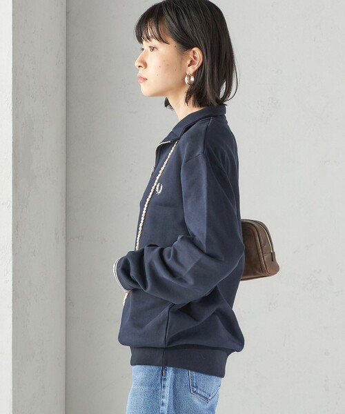 FRED PERRY(フレッドペリー)の「FRED PERRY: M3574 HALF ZIP SHIRT(スウェット・レディース・ベージュ/ネイビー/ワイン・ONE SIZE)」の14枚目の写真