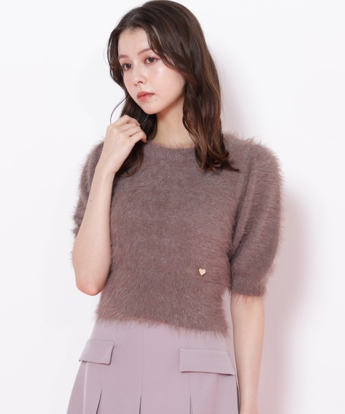 JILL by JILL STUART(ジルバイジルスチュアート)の「◇ハートプレート付きフェザーニット(ニット/セーター・レディース・ピンク/グリーン/ブラウン/ホワイト・FREE)」の3枚目の写真