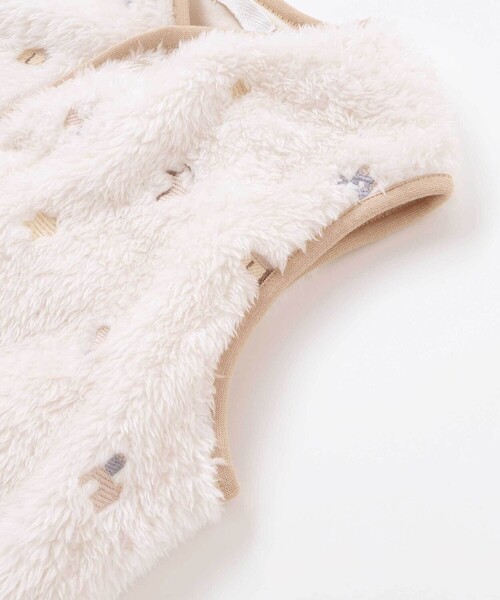 SLAP SLIP BABY(スラップスリップベビー)の「【お揃い】総柄刺しゅうもこもこボアスリーパーベビー(ベビーパジャマ/スリーパー・キッズ・ピンク/オフホワイト・FREE)」の7枚目の写真