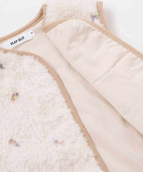 SLAP SLIP BABY(スラップスリップベビー)の「【お揃い】総柄刺しゅうもこもこボアスリーパーベビー(ベビーパジャマ/スリーパー・キッズ・ピンク/オフホワイト・FREE)」の11枚目の写真