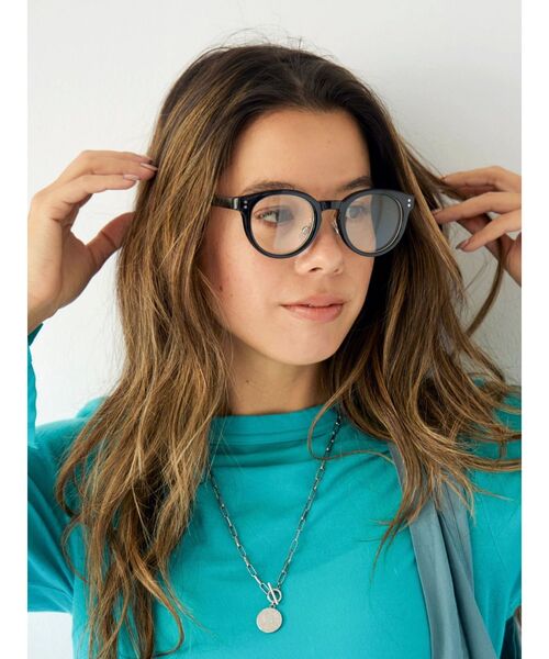 Ungrid（アングリッド）の「【Ca】ベーシックデザイン伊達メガネ（メガネ・レディース・ブラウン/ブラック・FREE）」の3枚目の写真