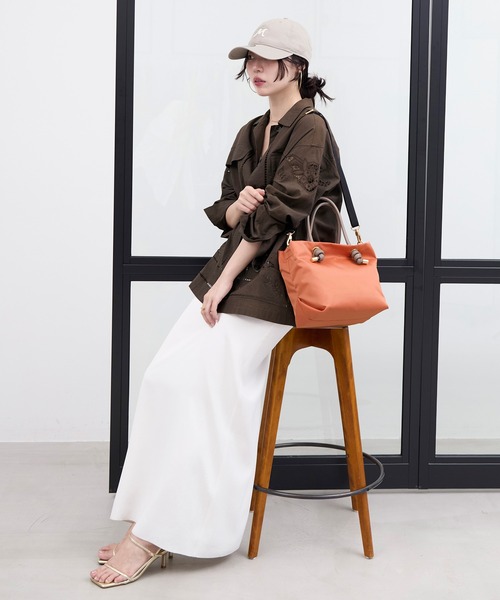 VIOLAd'ORO（ヴィオラドーロ）の「【VIOLAd'ORO】BIANCA-ナイロントートバッグ（トートバッグ・レディース・オレンジ・FREE）」の8枚目の写真