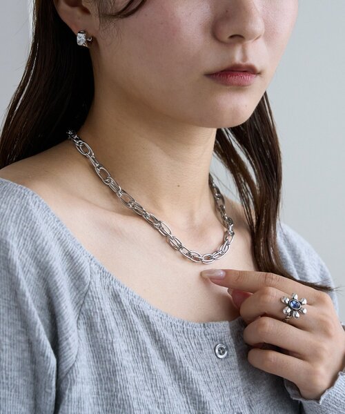 DISCOAT（ディスコート）の「【GOLDY】オーバーラップチェーンネックレス（ネックレス・レディース・シルバー/ゴールド・FREE）」の4枚目の写真