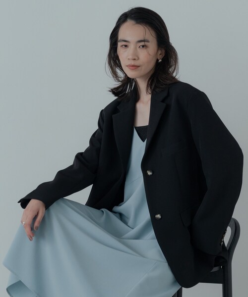 GALLEST（ギャレスト）の「ダブルクロスオーバージャケット（テーラードジャケット・レディース・ブラック/ベージュ・38/34）」の3枚目の写真