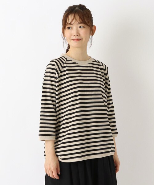 one'sterrace(ワンズテラス)の「ゆったりラグラン 7分袖ボーダープルオーバー(Tシャツ/カットソー・レディース・ブルー系その他7/ブラック系8/ブラウン系8/ネイビー系5・02)」の1枚目の写真