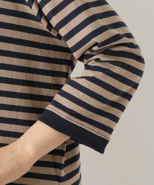 one'sterrace(ワンズテラス)の「ゆったりラグラン 7分袖ボーダープルオーバー(Tシャツ/カットソー・レディース・ブルー系その他7/ブラック系8/ブラウン系8/ネイビー系5・02)」の9枚目の写真