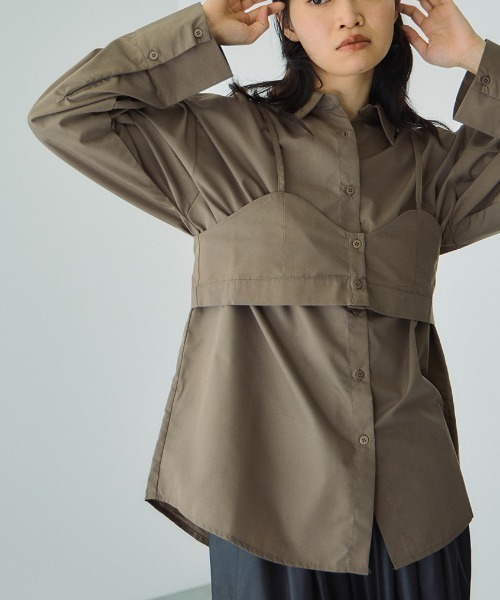 VICKY（ビッキー）の「ブロードビスチェ付きブラウス≪手洗い可能≫（シャツ/ブラウス・レディース・オフホワイト/サックスブルー/ブラウン/ダークグレー・M）」の3枚目の写真