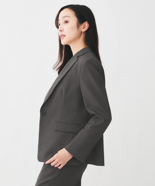 UNTITLED（アンタイトル）の「【洗える/お仕事スーツ】ドライメランジ テーラードジャケット（テーラードジャケット・レディース・チャコールグレー/ベージュ/ネイビー/チャコール/ベージュ系5・00/01/02/03/04/42/44/46/48/50）」の8枚目の写真