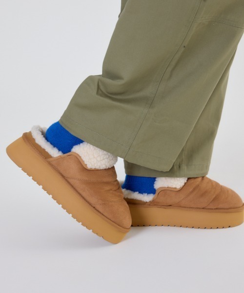 ロデオ スリッポンボアシューズ 完売品 RODEO CROWNS WIDE BOWL（ロデオクラウンズワイドボウル）の