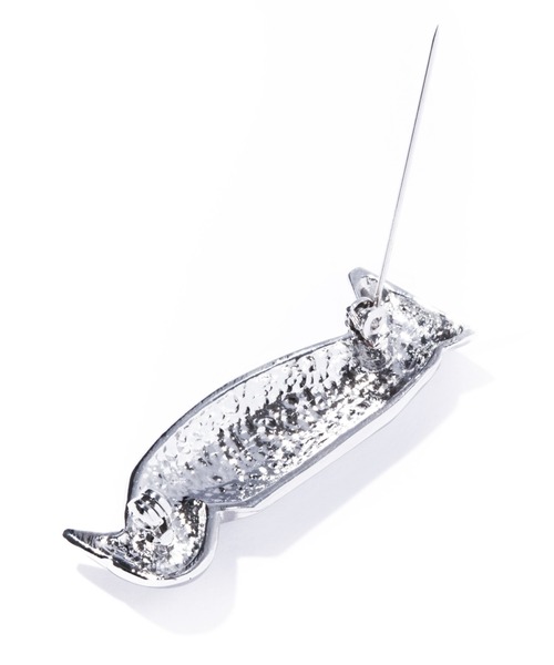 IRIS47（イリスフォーセブン）の「【IRIS 47】penguin brooch/ペンギン ブローチ（ブローチ/コサージュ・レディース・ゴールド/シルバー・FREE）」の5枚目の写真