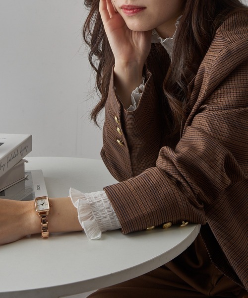 MAISON BREEZE(メゾンブリーズ)の「【MAISON BREEZE】スクエアメタルウォッチ GY093 NF FW(アナログ腕時計・レディース・シルバー/シルバー系1/ピンク系1/ピンク・FREE)」の16枚目の写真