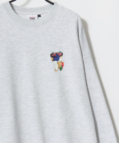 VISION STREET WEAR（ヴィジョンストリートウェア）の「VISION STREET WEAR/ヴィジョンストリートウェア オーバーサイズ 裏毛 ゴースト袖プリント クマバックプリント ロゴ ワンポイント刺繍 スウェット トレーナー/レディース メンズ（スウェット・メンズ・オフホワイト/チャコールグレー/アッシュグレー/ワイン/グレー系その他/ブラック/ホワイト系その他/グレー系その他2/ブラック系その他・LL/M/L）」の12枚目の写真