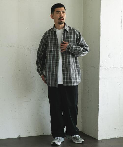 URBAN RESEARCH DOORS（アーバンリサーチドアーズ）の「オンブレチェックレギュラーカラーシャツ（シャツ/ブラウス・メンズ・ブラック系その他/ブラウン系その他・LARGE/MEDIUM）」の18枚目の写真