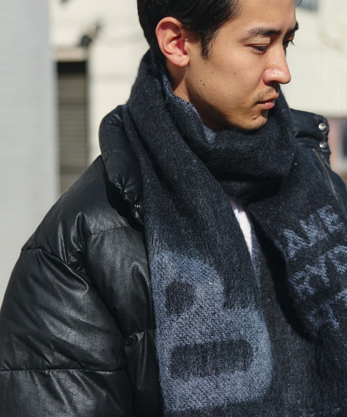 BEAMS HEART(ビームスハート)の「【ユニセックス】B-HEART ロゴ シャギーマフラー(マフラー・メンズ・ブラック/ベージュ・ONE SIZE)」の10枚目の写真