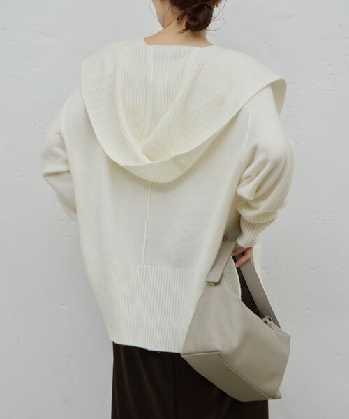 GALLARDAGALANTE（ガリャルダガランテ）の「【脱マンネリニット】【MANAKAコラボ】フードセットニット（ニット/セーター・レディース・チャコールグレー/イエロー/オフホワイト/ブラック/ブルー/ベージュ・FREE）」の16枚目の写真