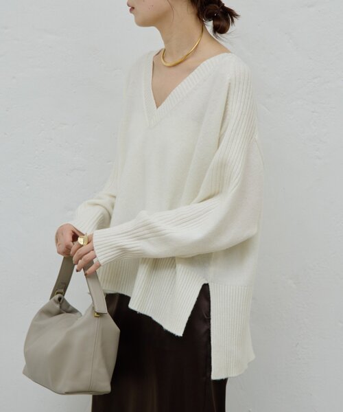 GALLARDAGALANTE（ガリャルダガランテ）の「【脱マンネリニット】【MANAKAコラボ】フードセットニット（ニット/セーター・レディース・チャコールグレー/イエロー/オフホワイト/ブラック/ブルー/ベージュ・FREE）」の20枚目の写真