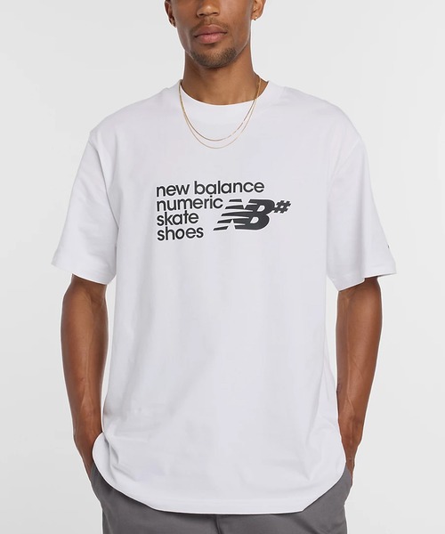 NEW BALANCE(ニューバランス)の「new balance/ニューバランス 半袖 Tシャツ ヌメリック ストックドロゴ グラフィック Numeric Stacked Graphic T-Shirt MT53705(Tシャツ/カットソー・メンズ・ホワイト/インディゴブルー/ブラック/ブラウン/ブラック系その他・L/M/2XL/XL)」の3枚目の写真