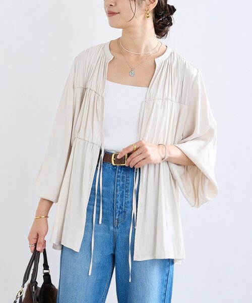 RIVE DROITE（リヴドロワ）の「【2WAY仕様】ギャザーストリングツイルブラウス（シャツ/ブラウス・レディース・キャメル/ネイビー/アイボリー・FREE）」の22枚目の写真