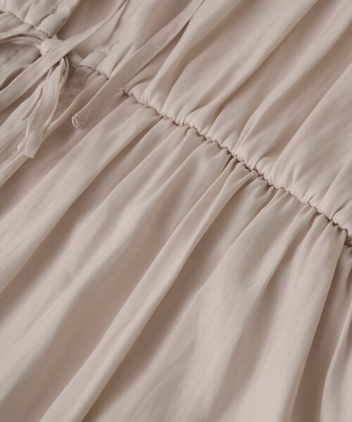 RIVE DROITE（リヴドロワ）の「【2WAY仕様】ギャザーストリングツイルブラウス（シャツ/ブラウス・レディース・キャメル/ネイビー/アイボリー・FREE）」の8枚目の写真