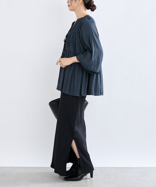 RIVE DROITE（リヴドロワ）の「【2WAY仕様】ギャザーストリングツイルブラウス（シャツ/ブラウス・レディース・キャメル/ネイビー/アイボリー・FREE）」の6枚目の写真