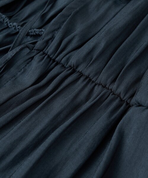 RIVE DROITE（リヴドロワ）の「【2WAY仕様】ギャザーストリングツイルブラウス（シャツ/ブラウス・レディース・キャメル/ネイビー/アイボリー・FREE）」の9枚目の写真