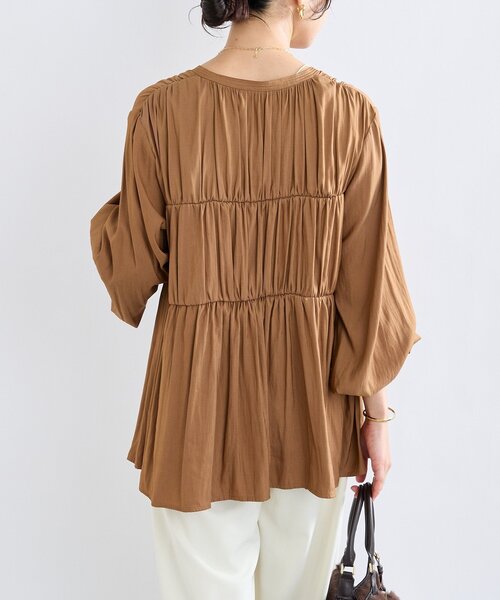 RIVE DROITE（リヴドロワ）の「【2WAY仕様】ギャザーストリングツイルブラウス（シャツ/ブラウス・レディース・キャメル/ネイビー/アイボリー・FREE）」の14枚目の写真