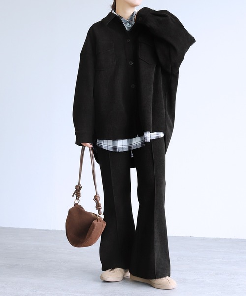 reca（レカ）の「コーデュロイ裏フリースフレアパンツ（その他パンツ・レディース・アイボリー/ブラック/ブラウン/モカ・M）」の15枚目の写真