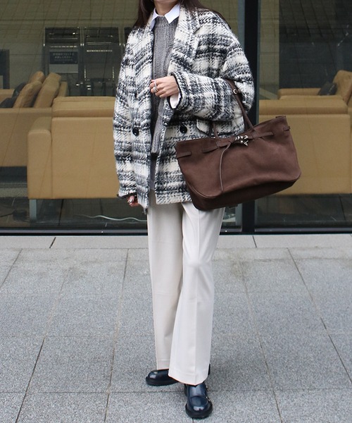 Scrap Book（スクラップブック）の「【MARGESHERWOOD】GRANDMA BAG LARGE_hush nubuck（ショルダーバッグ・レディース・ブラウン・FREE）」の7枚目の写真