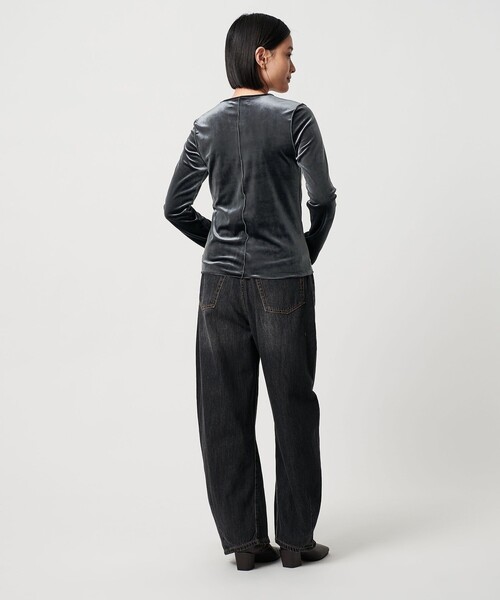A DAY IN THE LIFE UNITED ARROWS(アデイインザライフユナイテッドアローズ)の「ベロア ロングスリーブカットソー <A DAY IN THE LIFE>(Tシャツ/カットソー・レディース・モカ/ネイビー/ダークグレー・FREE)」の6枚目の写真