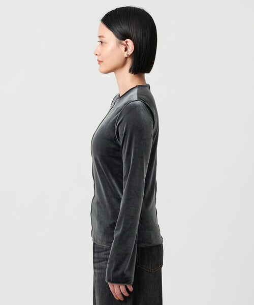 A DAY IN THE LIFE UNITED ARROWS(アデイインザライフユナイテッドアローズ)の「ベロア ロングスリーブカットソー <A DAY IN THE LIFE>(Tシャツ/カットソー・レディース・モカ/ネイビー/ダークグレー・FREE)」の8枚目の写真