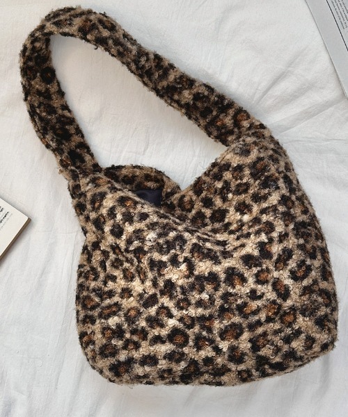 mebole(メボレ)の「もこもこレオパードトートバッグ(トートバッグ・レディース・ブラウン/グレー・FREE)」の17枚目の写真