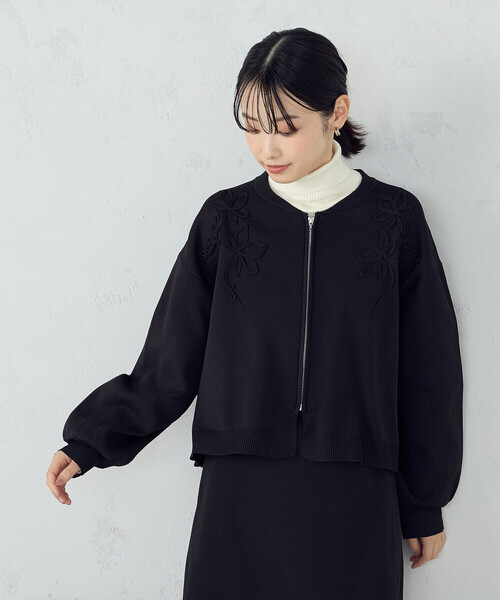 COMME CA ISM(コムサイズム)の「コード刺繍 ドッキングシルエットブルゾン / セットアップ対応(ブルゾン・レディース・ブラック・FREE)」の10枚目の写真