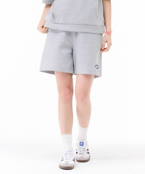 CHASECULT(チェイスカルト)の「レディース 4部 ウォームアップパンツ - グレー(その他パンツ・レディース・MD.Gray・70/76/64/67)」の2枚目の写真