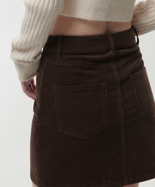 MUSINSA STANDARD WOMAN（ムシンサスタンダードウーマン）の「ウィメンズコーデュロイミニスカート[ブラウン]（スカート・レディース・その他・SMALL/MEDIUM/LARGE/X-SMALL）」の5枚目の写真