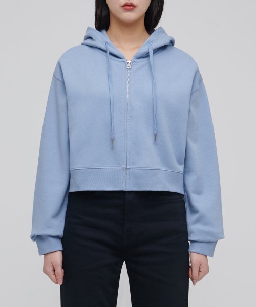 MUSINSA STANDARD WOMAN（ムシンサスタンダードウーマン）の「女性用クロップドフード付きスウェットジップアップ[スカイブルー]（パーカー・レディース・その他・SMALL/MEDIUM/LARGE/X-SMALL）」の4枚目の写真