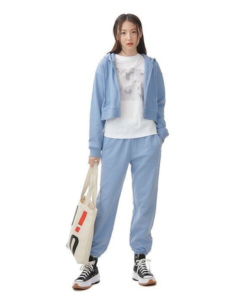 MUSINSA STANDARD WOMAN（ムシンサスタンダードウーマン）の「女性用クロップドフード付きスウェットジップアップ[スカイブルー]（パーカー・レディース・その他・SMALL/MEDIUM/LARGE/X-SMALL）」の13枚目の写真