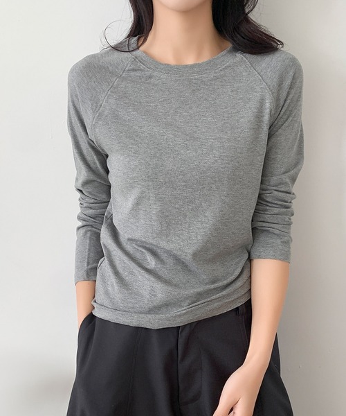 LOWO(ロワ)の「カシミヤ混コットンロンT|しっとり柔らか・ストレスフリーの大人Tシャツ カットソー 長袖 きれいめ レディース インナー(Tシャツ/カットソー・レディース・ブラック/グレー/ホワイト・M/L)」の2枚目の写真
