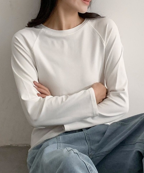 LOWO(ロワ)の「カシミヤ混コットンロンT|しっとり柔らか・ストレスフリーの大人Tシャツ カットソー 長袖 きれいめ レディース インナー(Tシャツ/カットソー・レディース・ブラック/グレー/ホワイト・M/L)」の5枚目の写真