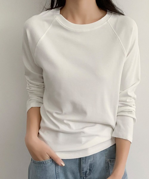 LOWO(ロワ)の「カシミヤ混コットンロンT|しっとり柔らか・ストレスフリーの大人Tシャツ カットソー 長袖 きれいめ レディース インナー(Tシャツ/カットソー・レディース・ブラック/グレー/ホワイト・M/L)」の7枚目の写真