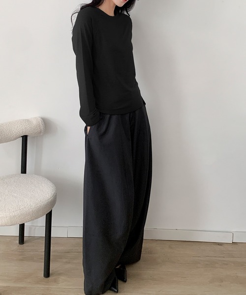 LOWO(ロワ)の「カシミヤ混コットンロンT|しっとり柔らか・ストレスフリーの大人Tシャツ カットソー 長袖 きれいめ レディース インナー(Tシャツ/カットソー・レディース・ブラック/グレー/ホワイト・M/L)」の9枚目の写真