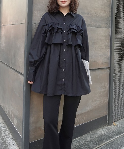 CORNERS（コーナーズ）の「ブロードフリルチュニックブラウス（シャツ/ブラウス・レディース・ブラック/チャコールグレー/ブラウン・M）」の5枚目の写真
