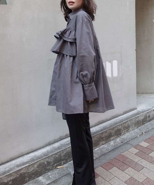 CORNERS（コーナーズ）の「ブロードフリルチュニックブラウス（シャツ/ブラウス・レディース・ブラック/チャコールグレー/ブラウン・M）」の9枚目の写真