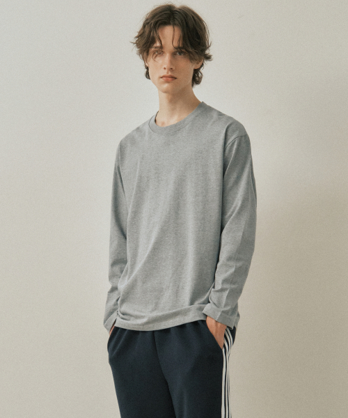 WEDNESDAY OASIS(ウェンズデーオアシス)の「エバーコンパクトプレミアコットンTシャツ_MELANGE(W25-TP38)(Tシャツ/カットソー・メンズ・グレー・MEDIUM/LARGE)」の2枚目の写真