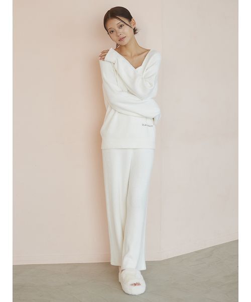 セール】トーンアップホットスムーズィーロングパンツ（ルームウェア