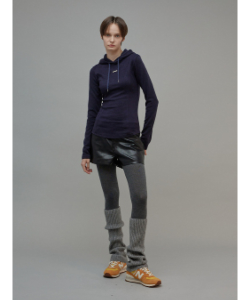FROMWHERE(フロムウェア)の「Wool Slim Fit Hoodie Navy(パーカー・レディース・その他・FREE)」の2枚目の写真