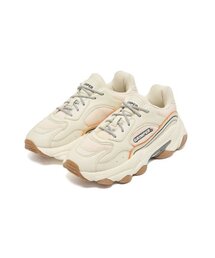 GRIMPER（グリンパー）の「プレッツェルベージュ（スニーカー）」